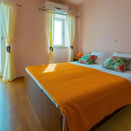 In 39222 Crikvenica